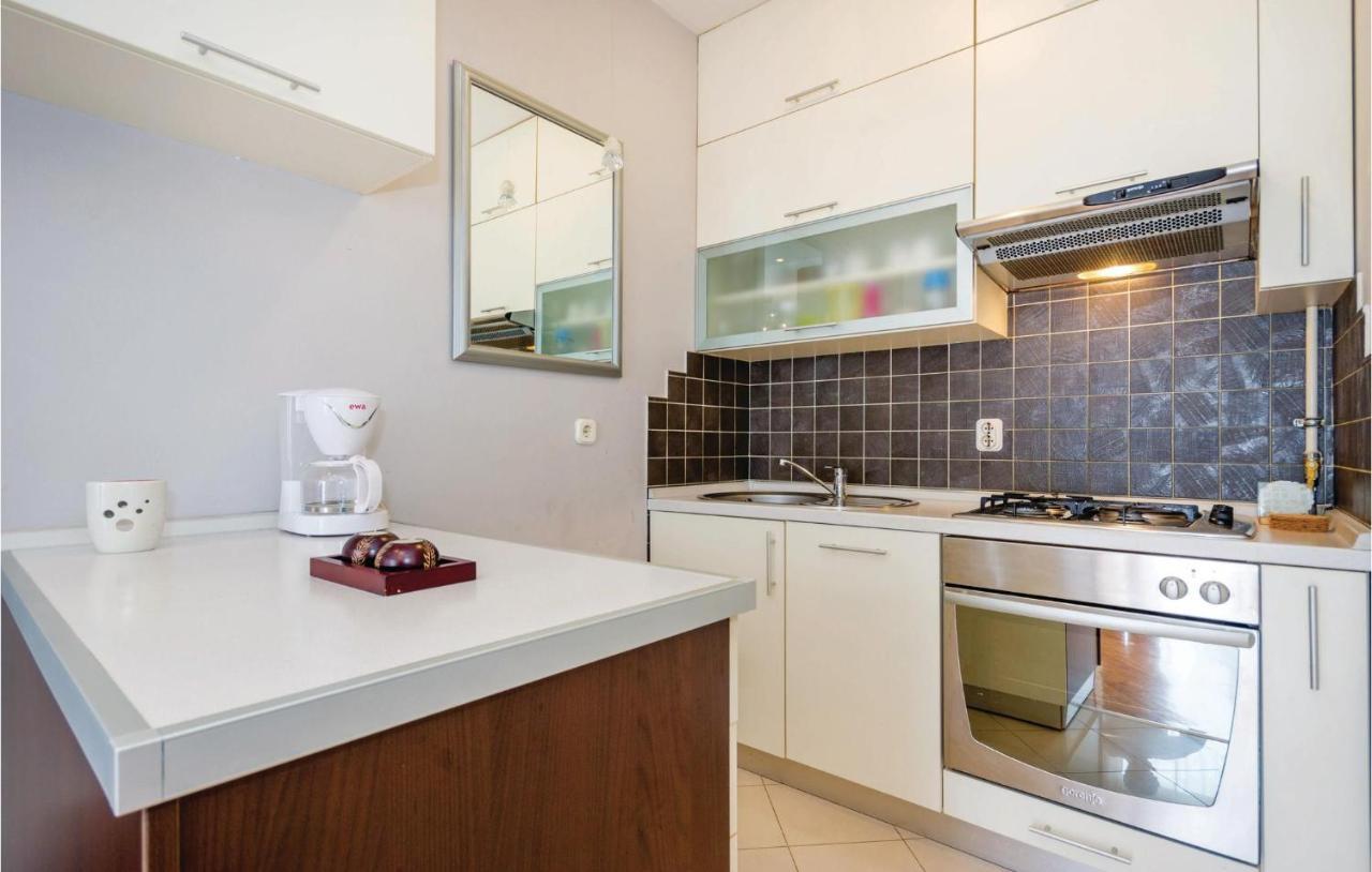 1 Bedroom Amazing Apartment In Рієка Екстер'єр фото
